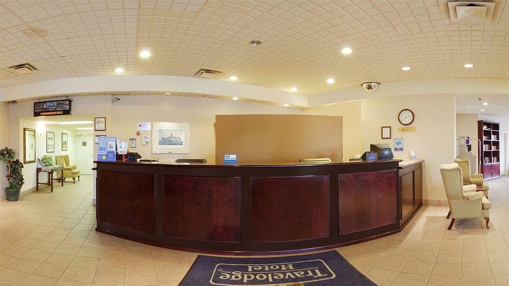 Travelodge Calgary Macleod Trail Εξωτερικό φωτογραφία