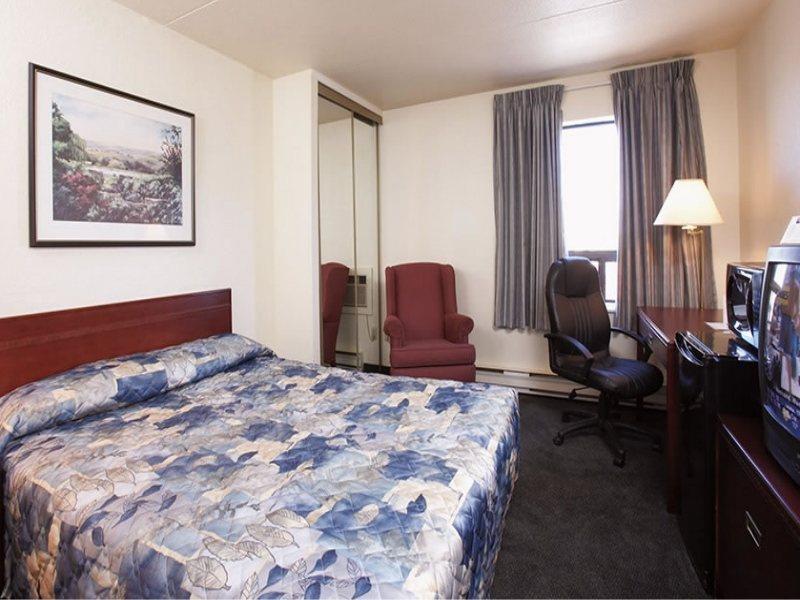 Travelodge Calgary Macleod Trail Δωμάτιο φωτογραφία