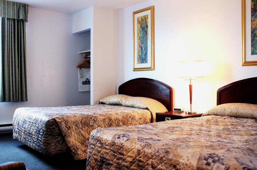 Travelodge Calgary Macleod Trail Εξωτερικό φωτογραφία