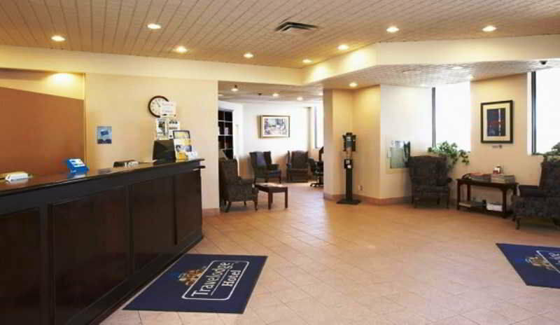 Travelodge Calgary Macleod Trail Εξωτερικό φωτογραφία